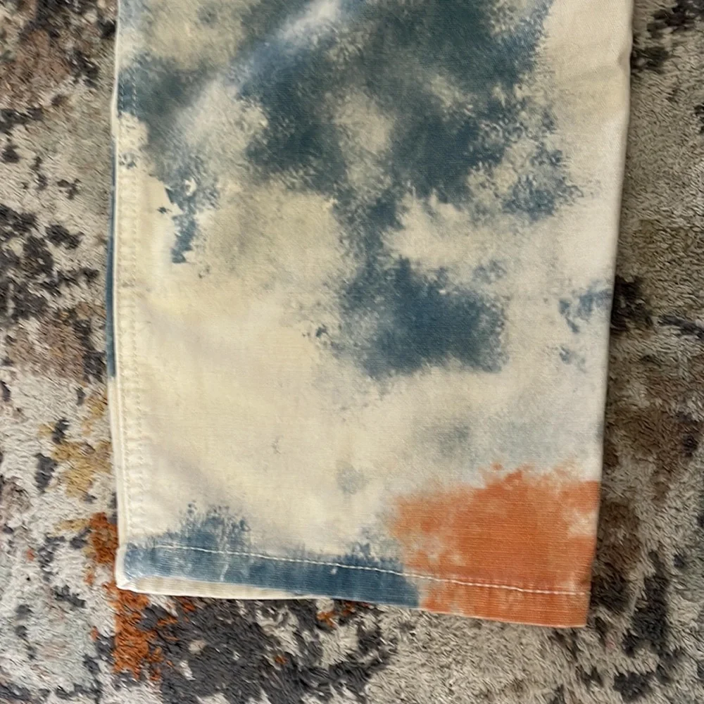 Pilcro Tie-Dye Straight Leg Jeans in Blue and Cream with Rust Accent - Picture 9 of 9